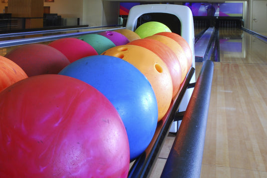 How Do You Choose the Best Bowling Ball Weight for Beginners